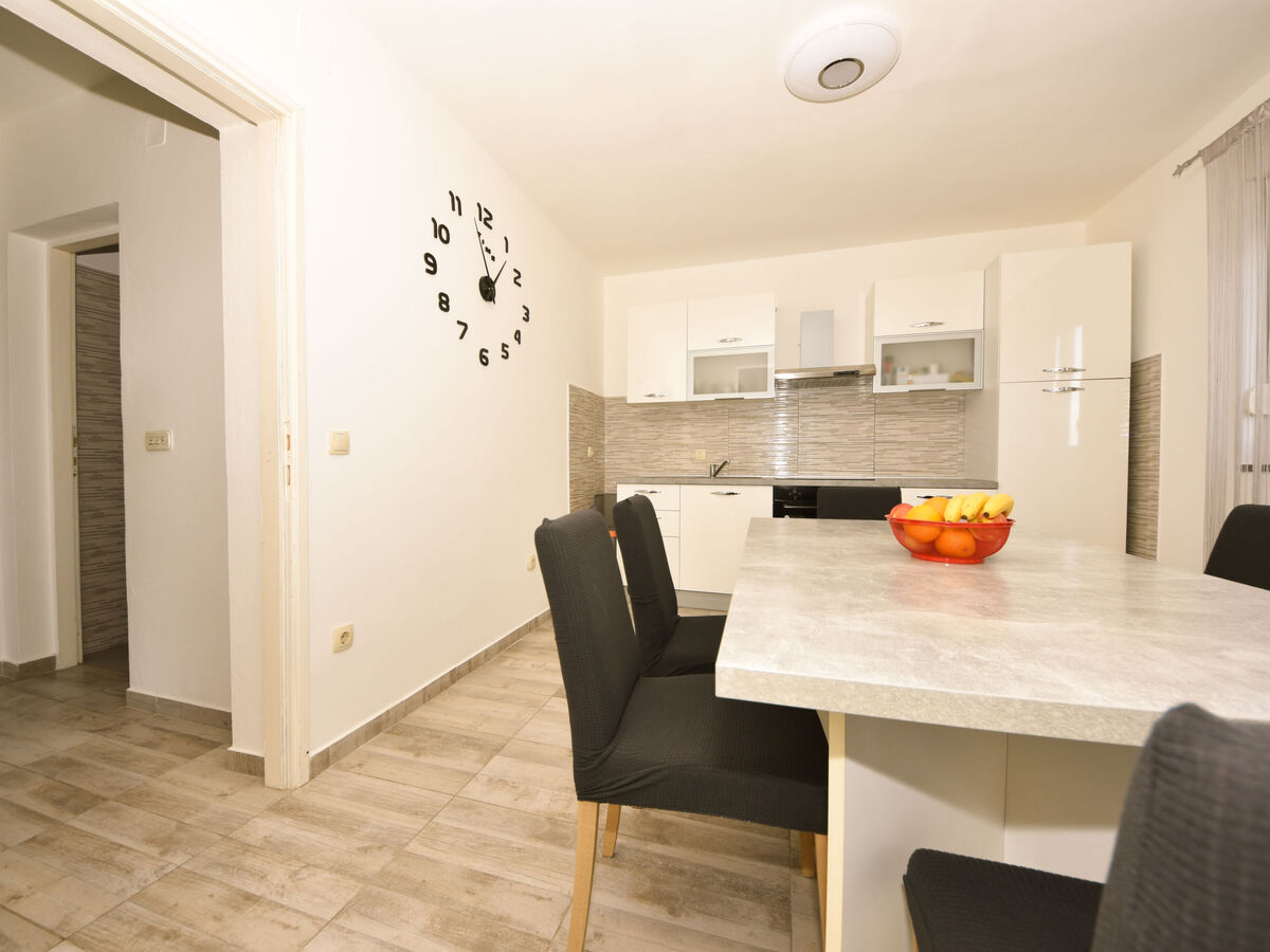 Maison Dalmatina avec terrasse, 900 m de la plage - Photo 8