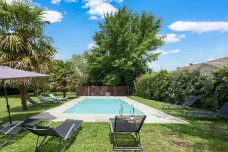 Location maison à Prayssac, Gîte de charme à Prayssac avec piscine privée