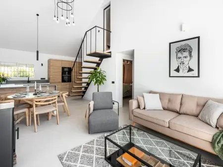 Location appartement à Marbella, Superbe duplex moderne à Marbella, proche plage et commodités