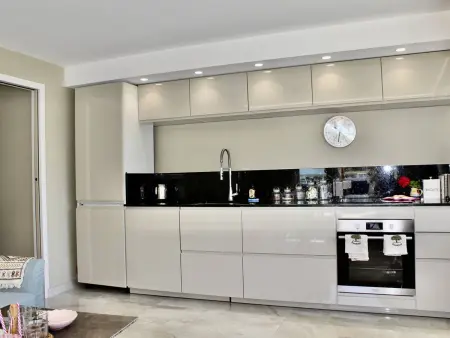 Appartement 57 m² vue Cap d'Antibes, terrasse 60 m² : photo 3