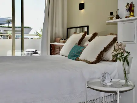 Appartement 57 m² vue Cap d'Antibes, terrasse 60 m² : photo 20