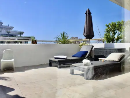 Appartement 57 m² vue Cap d'Antibes, terrasse 60 m² : photo 21