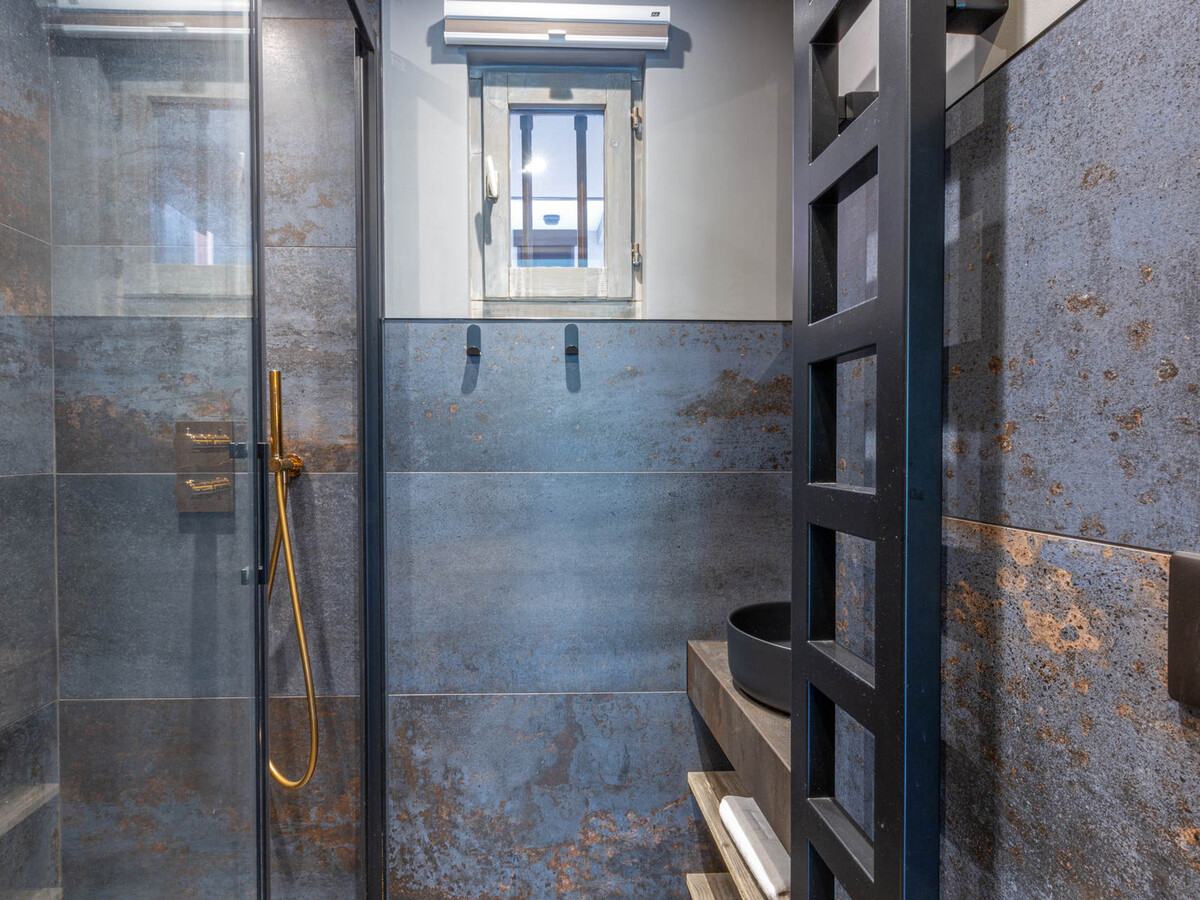 Appartement skis aux pieds avec balcon à Val-d'Isère - Photo 11