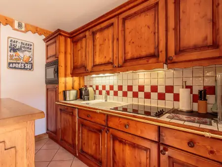 Appartement 8 pers., skis aux pieds avec piscine : photo 9