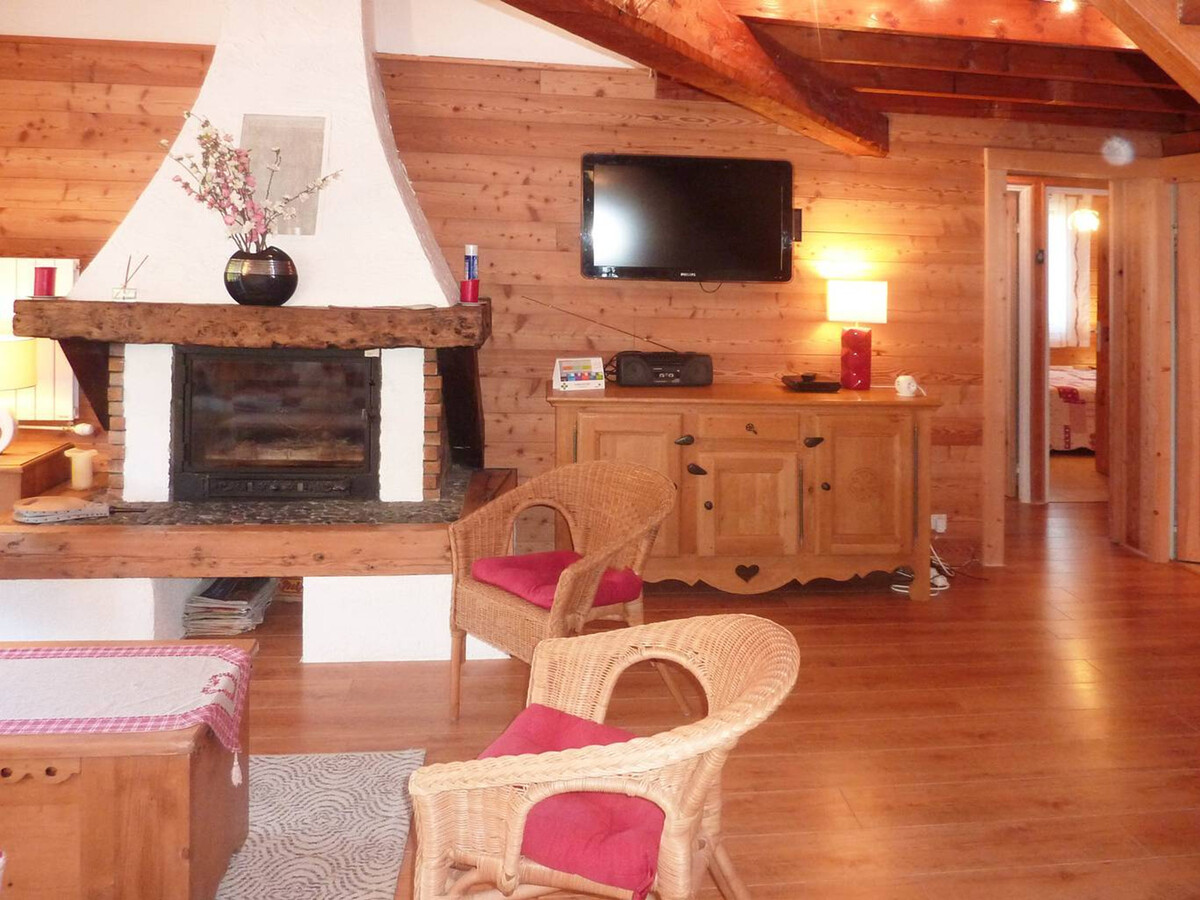 Appartement 8 pers aux Orres, cheminée et balcon montagne - Photo 4