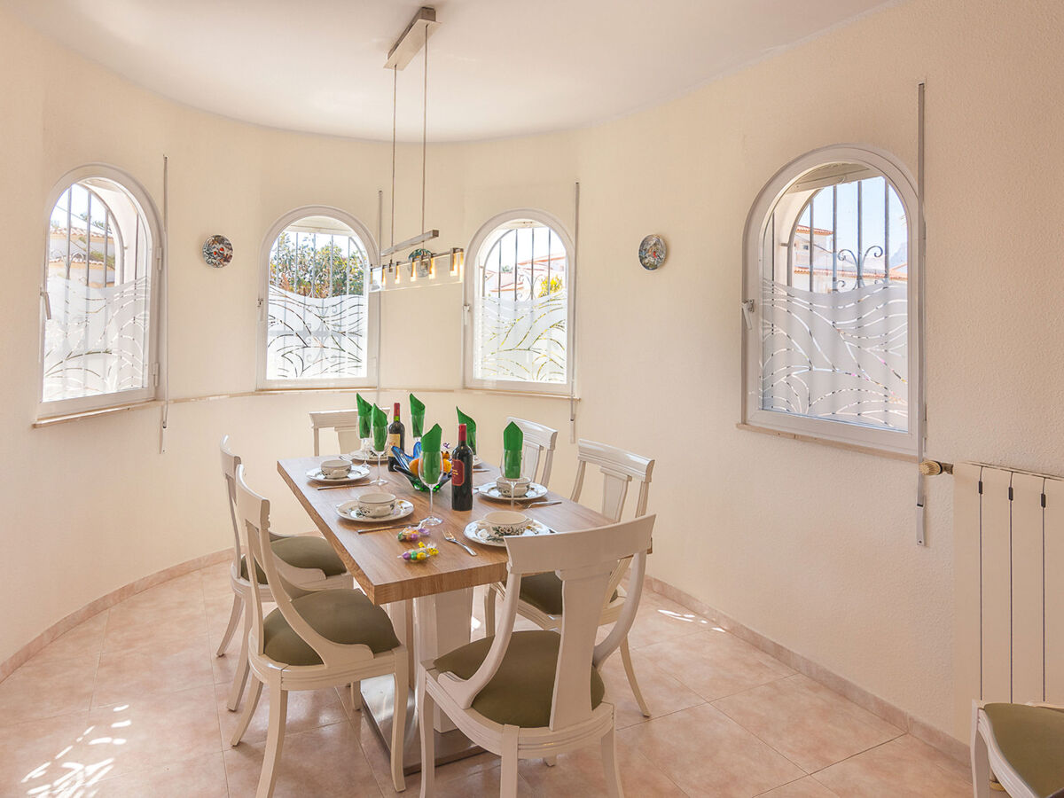 Villa Quito – piscine privée haricot et terrasse à Calpe - Photo 9