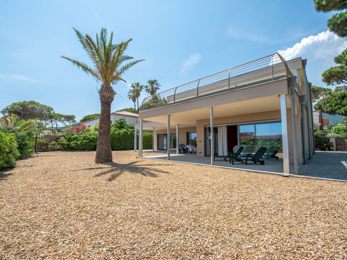 Villa Cabanon 230m² vue mer à 20m de la plage - Photo 2