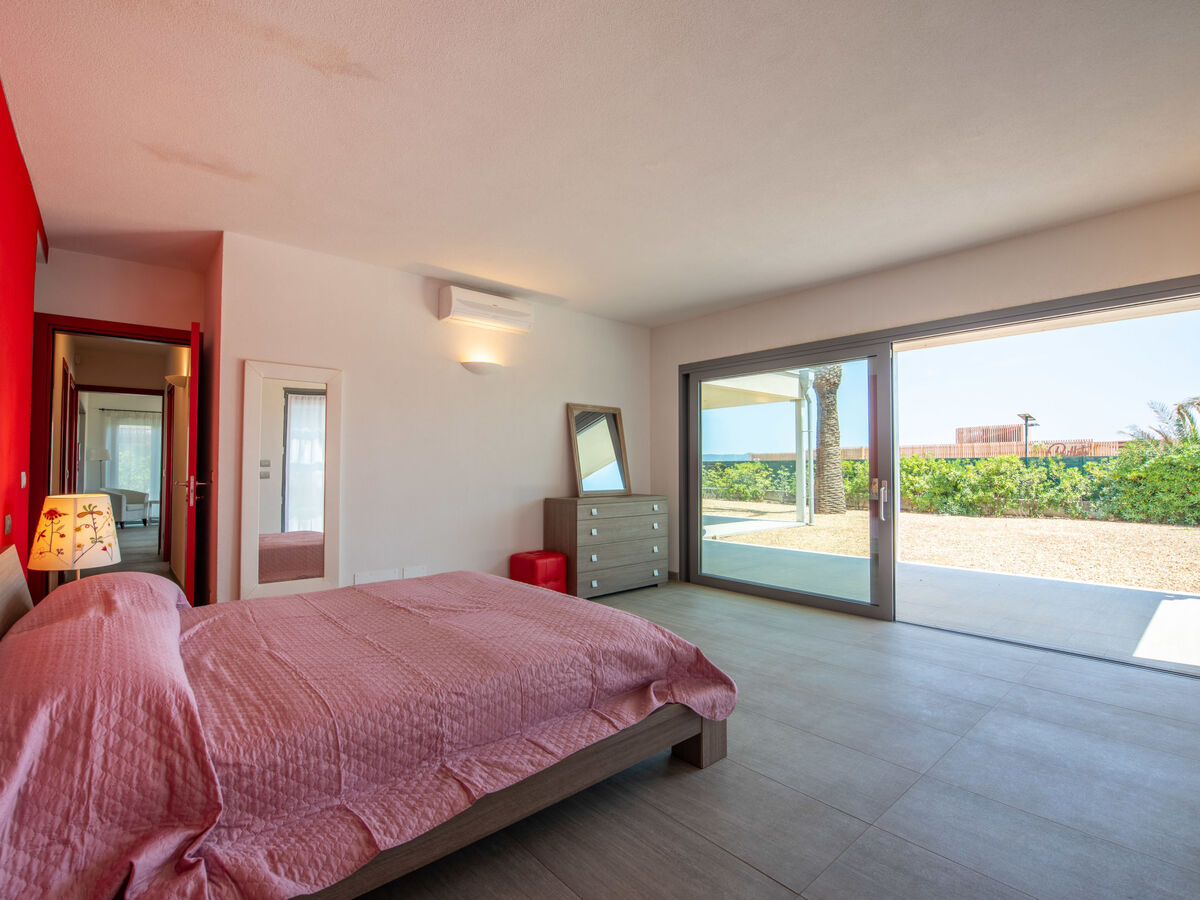 Villa Cabanon 230m² vue mer à 20m de la plage - Photo 14