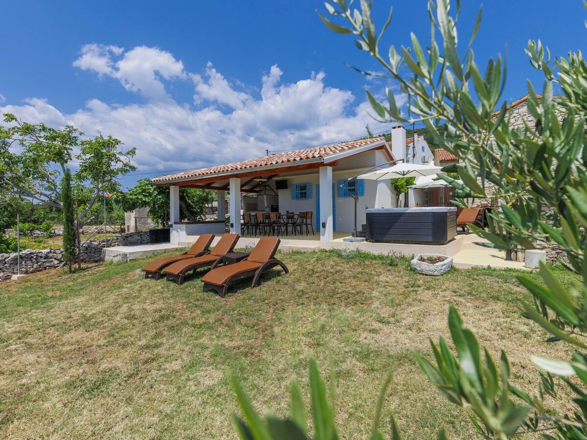 Di Nelo – Maison Labin, vue mer et jacuzzi - Photo 3