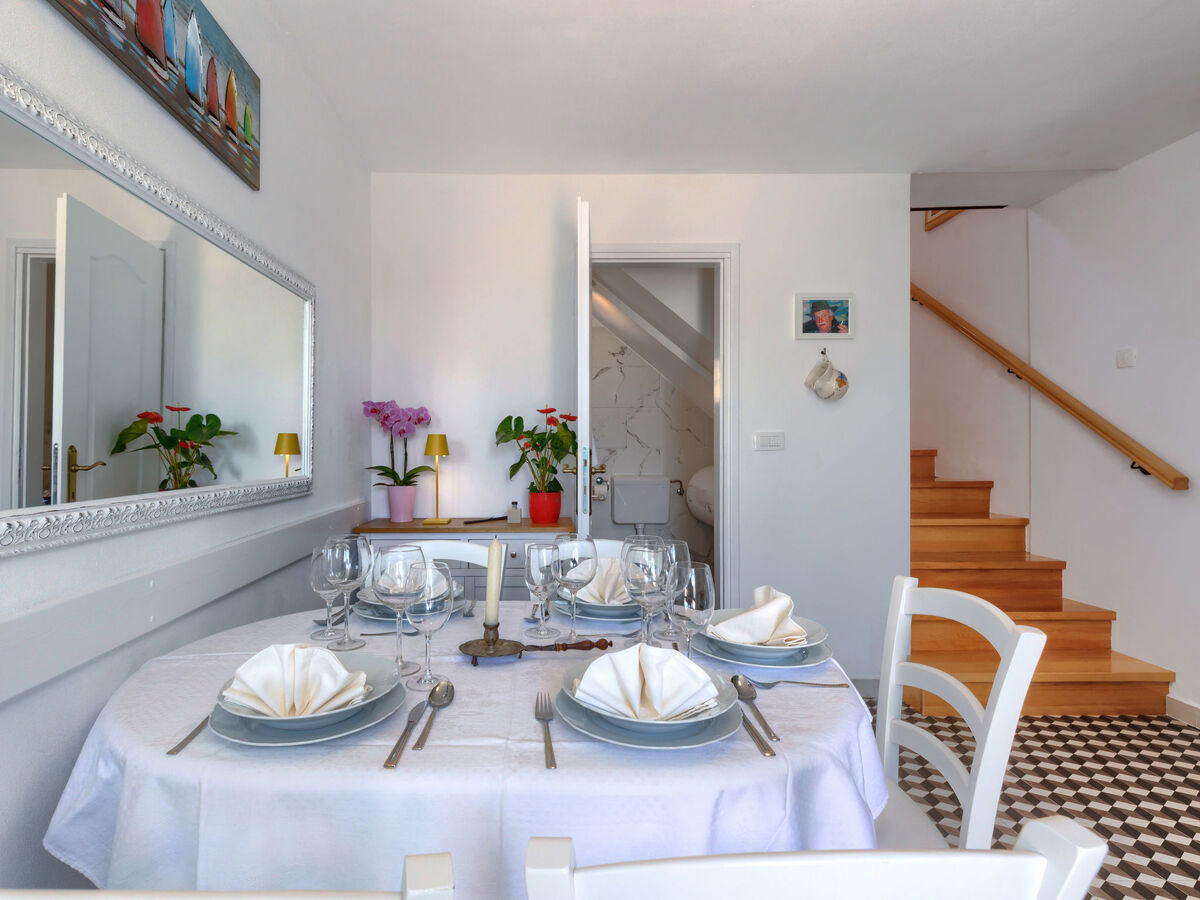 Di Nelo – Maison Labin, vue mer et jacuzzi - Photo 7