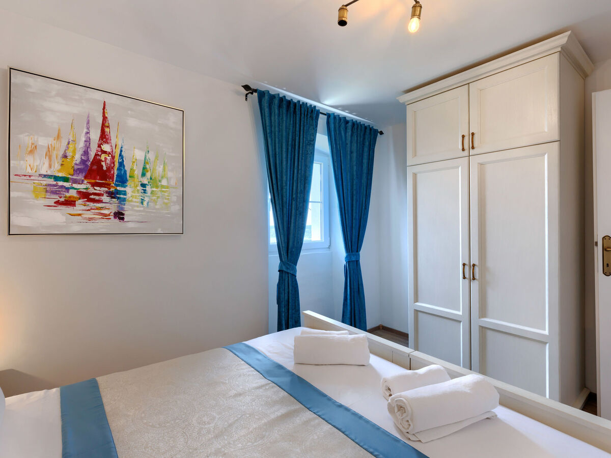 Di Nelo – Maison Labin, vue mer et jacuzzi - Photo 13