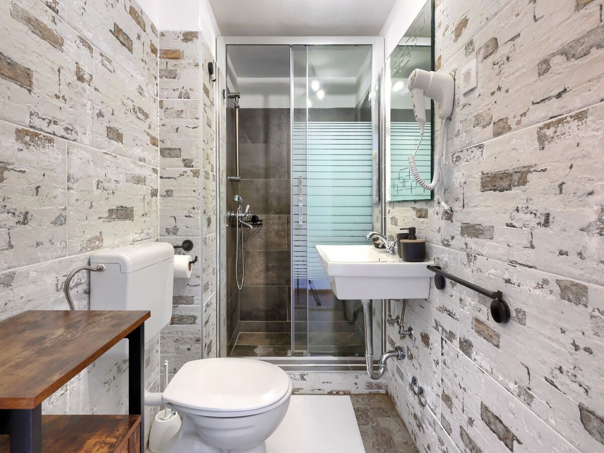 Di Nelo – Maison Labin, vue mer et jacuzzi - Photo 15