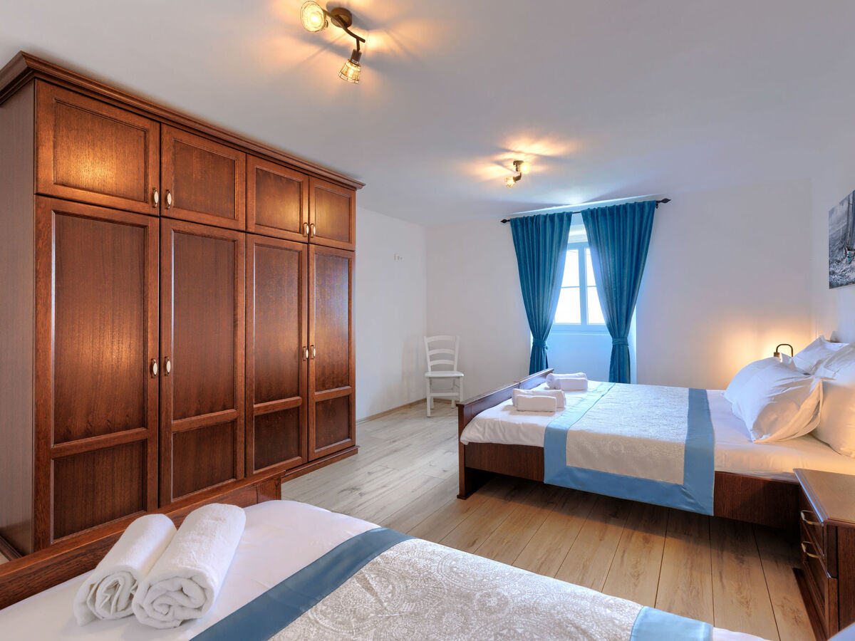 Di Nelo – Maison Labin, vue mer et jacuzzi - Photo 18