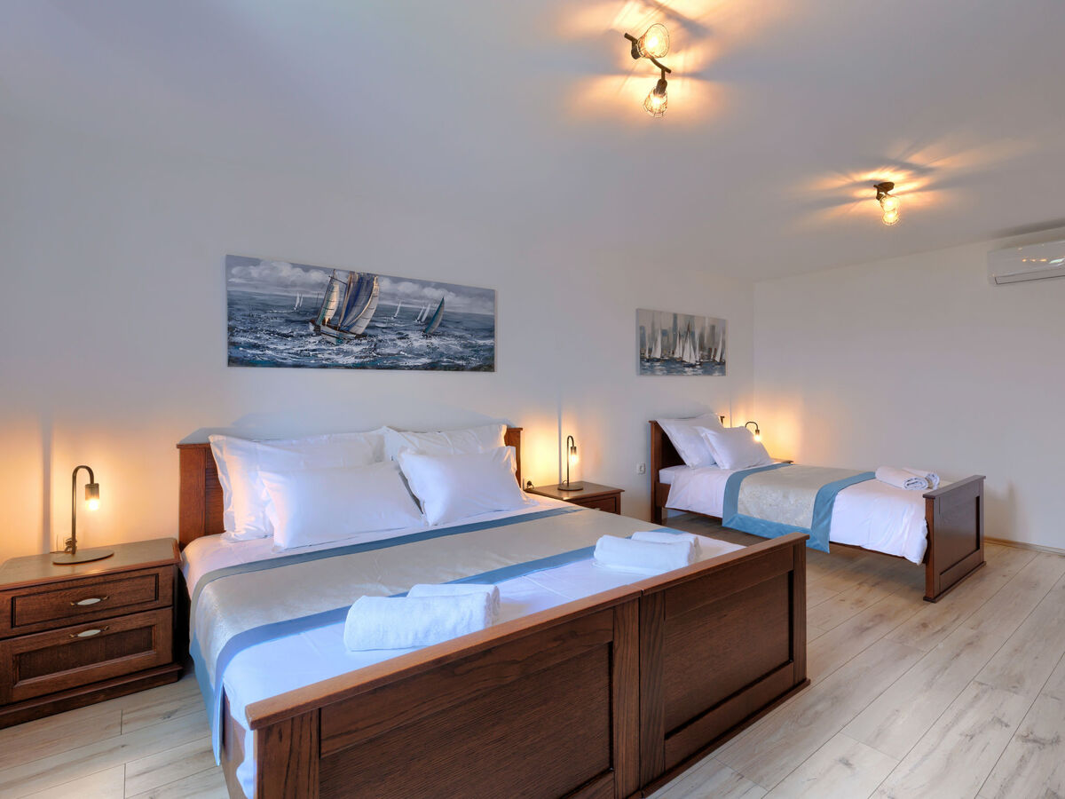 Di Nelo – Maison Labin, vue mer et jacuzzi - Photo 19