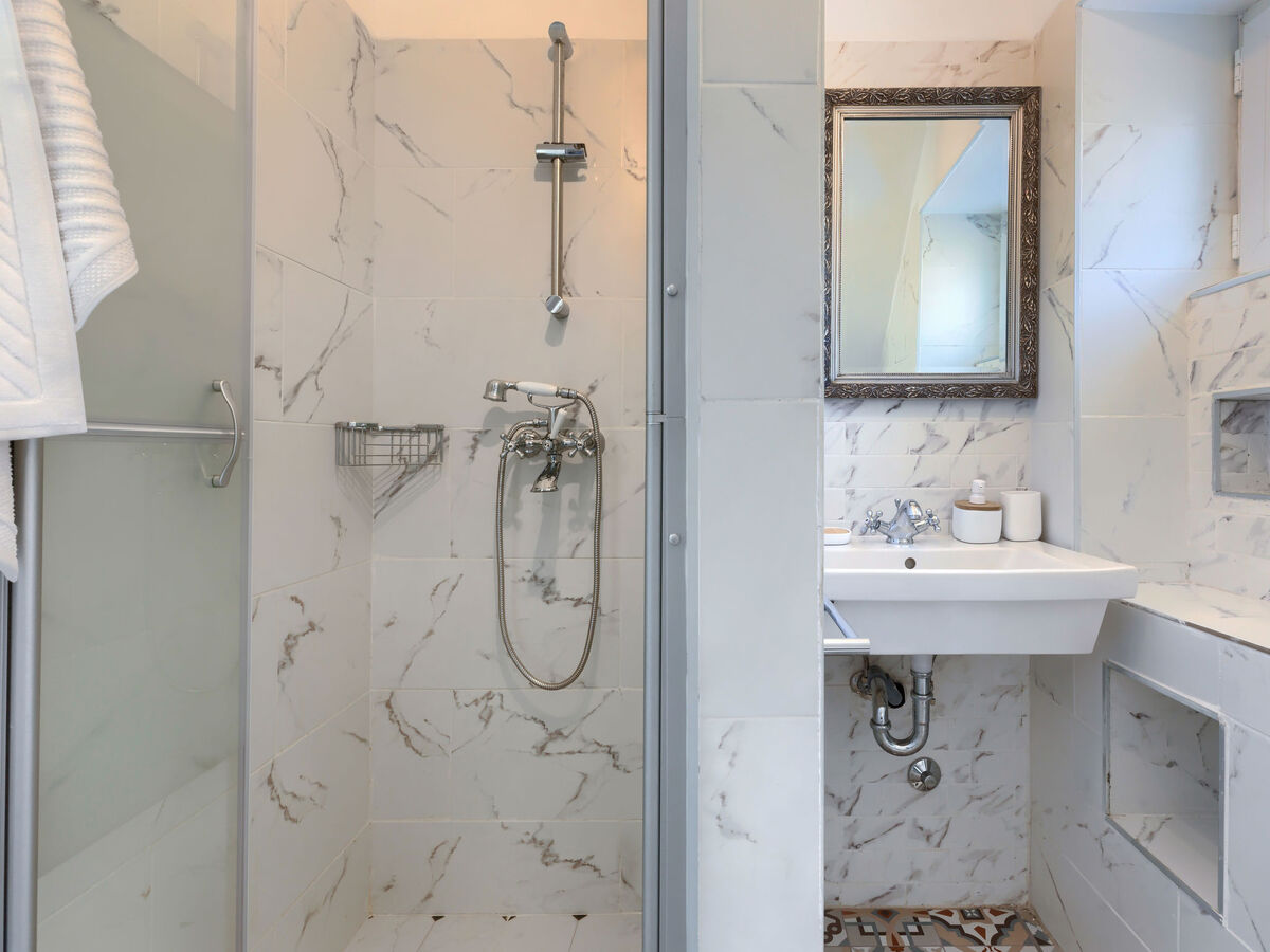 Di Nelo – Maison Labin, vue mer et jacuzzi - Photo 20