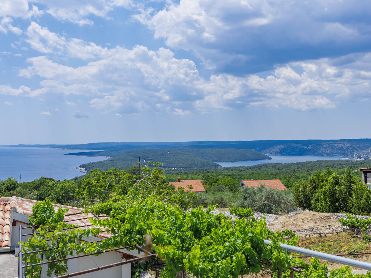 Di Nelo – Maison Labin, vue mer et jacuzzi - Photo 23