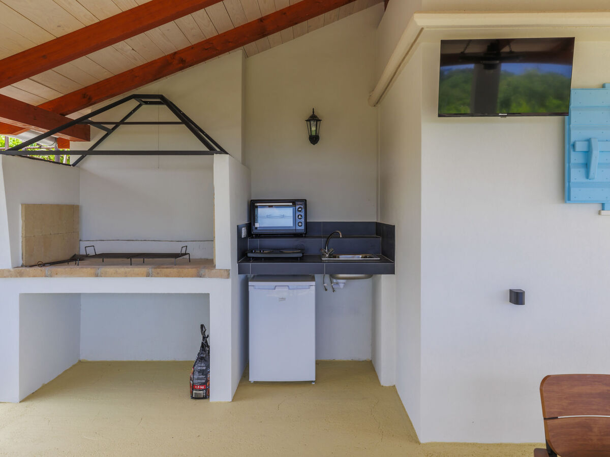 Di Nelo – Maison Labin, vue mer et jacuzzi - Photo 33