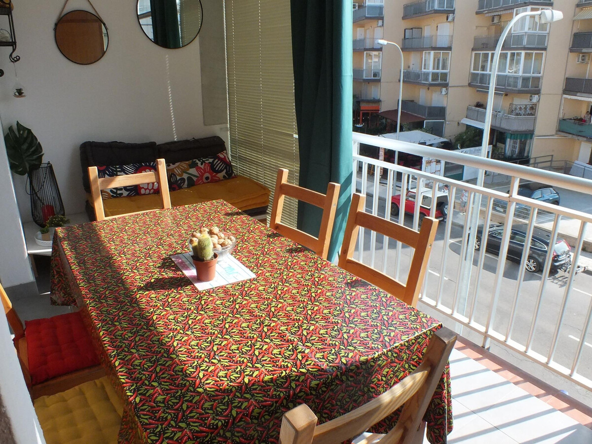 Appartement 4 pers. proche plage, parking et grande terrasse à Roses - Photo 5