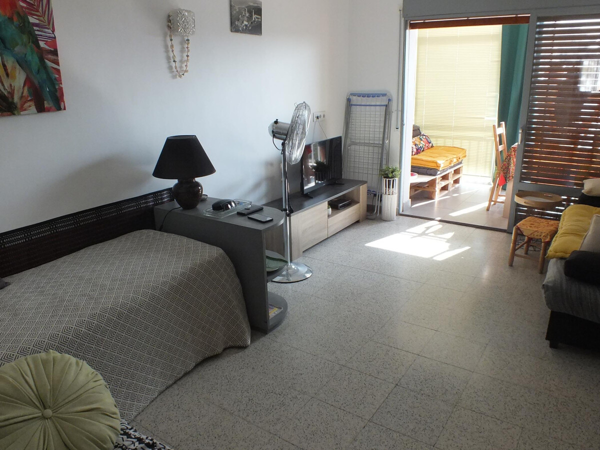 Appartement 4 pers. proche plage, parking et grande terrasse à Roses - Photo 7
