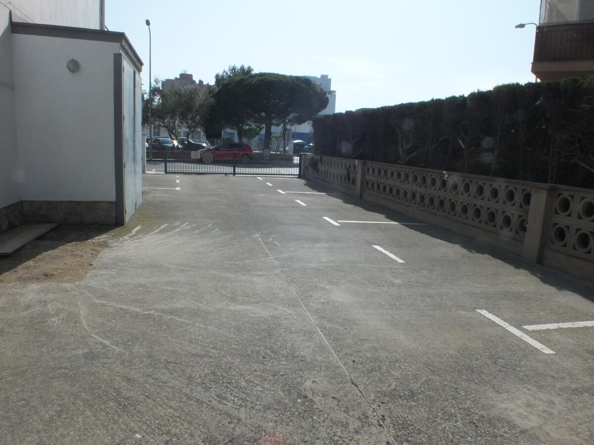 Appartement 4 pers. proche plage, parking et grande terrasse à Roses - Photo 17