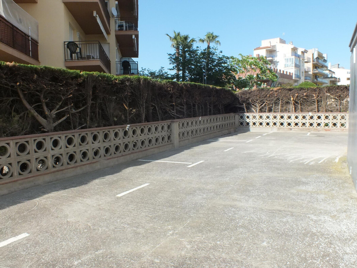 Appartement 4 pers. proche plage, parking et grande terrasse à Roses - Photo 18