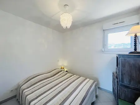 Appartement 2P Calvi, terrasse vue mer, 100m plage : photo 9