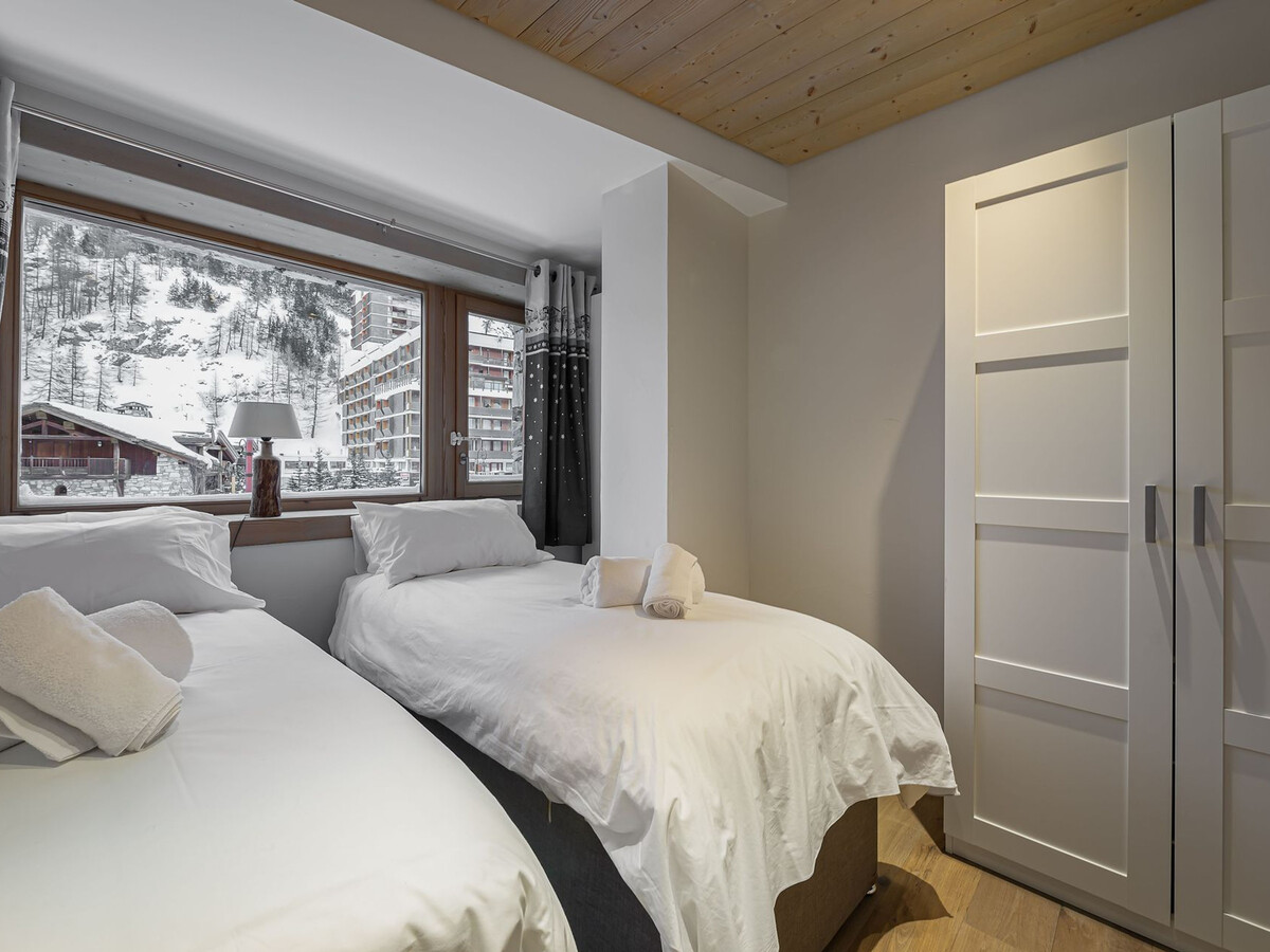Duplex 76m² rénové, parking, 500m du centre Val-d'Isère - Photo 8