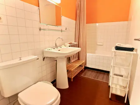 Studio 35 m² rénové, balcon Sud, 4 personnes à Chamrousse : photo 7