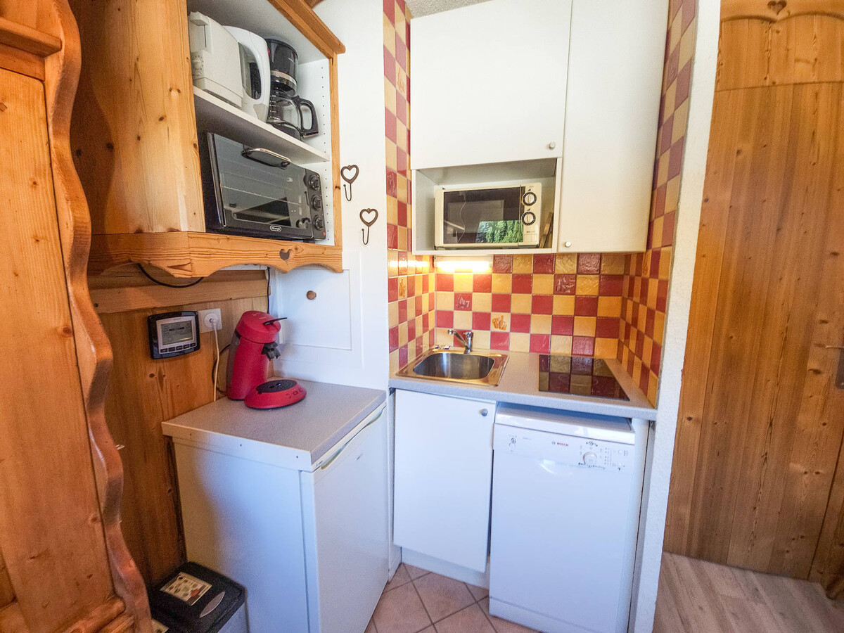Studio 13 m² Les Menuires, 8ème étage avec casier skis - Photo 3
