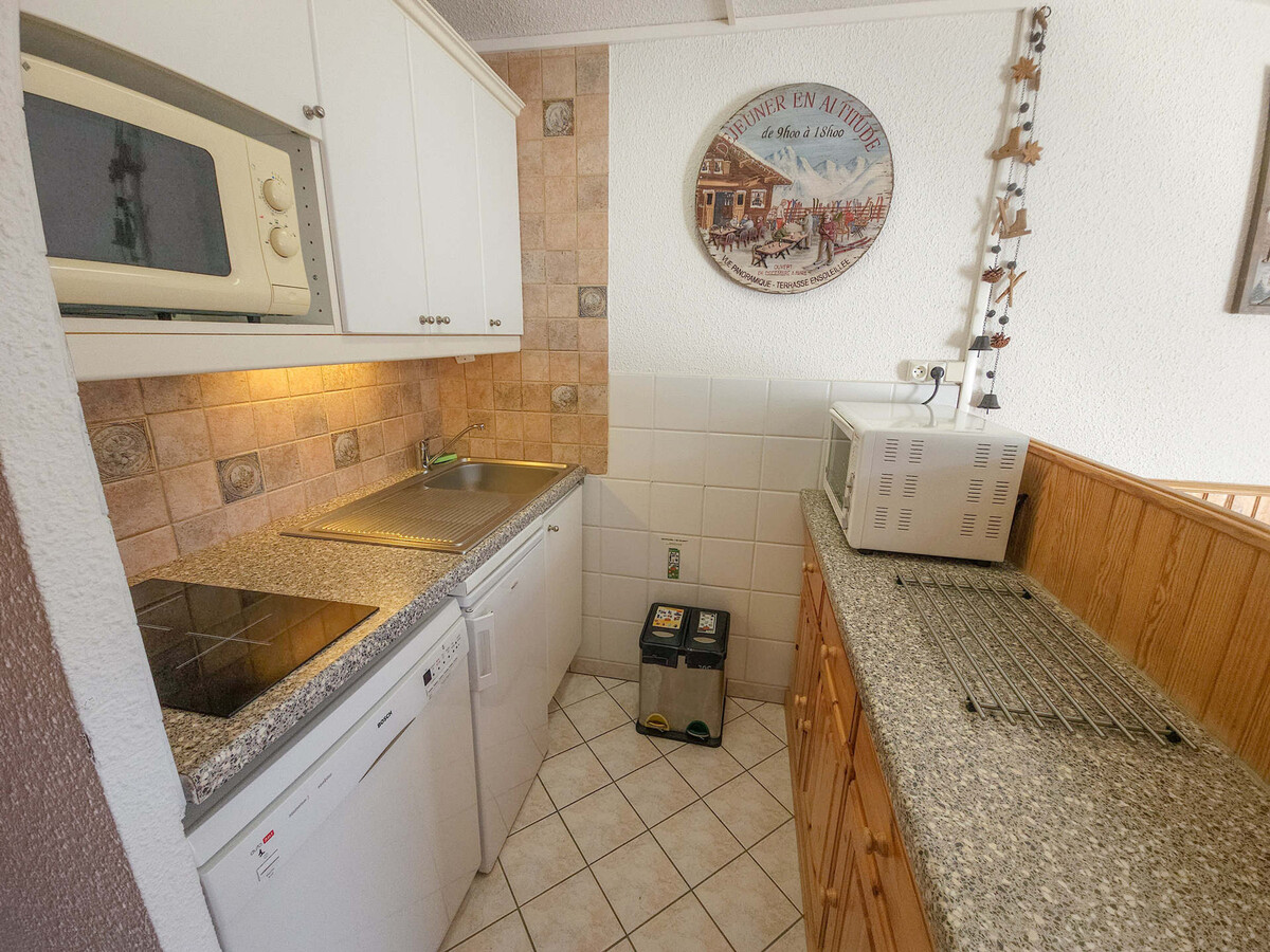 Studio 3 pers. aux Menuires, balcon sud-ouest montagne - Photo 4