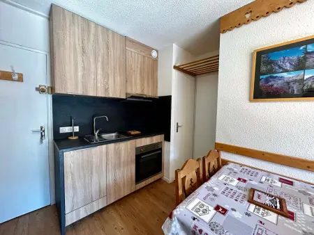 Appartement 2 pièces 4 pers aux Menuires, balcon montagne : photo 2