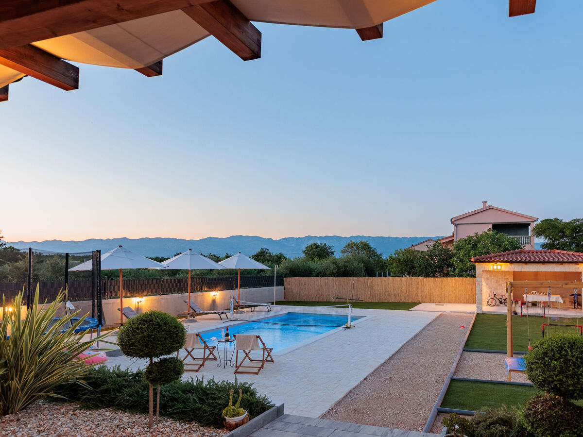 Maison KLM à Zadar : piscine privée et 1000 m² de terrain - Photo 3