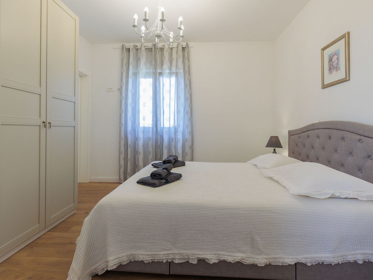 Maison KLM à Zadar : piscine privée et 1000 m² de terrain - Photo 6