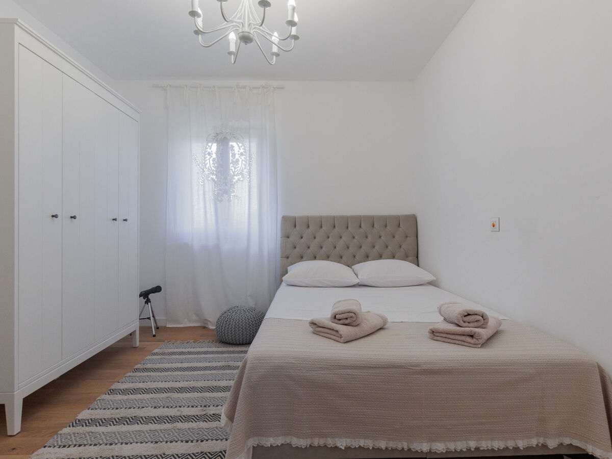 Maison KLM à Zadar : piscine privée et 1000 m² de terrain - Photo 25