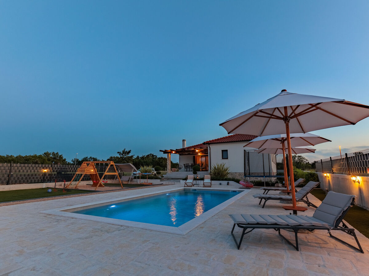 Maison KLM à Zadar : piscine privée et 1000 m² de terrain - Photo 38
