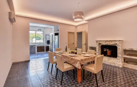 Maison 6 chambres avec piscine privée à Terrasini : photo 3