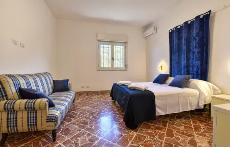 Maison 6 chambres avec piscine privée à Terrasini : photo 4