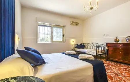 Maison 6 chambres avec piscine privée à Terrasini : photo 22