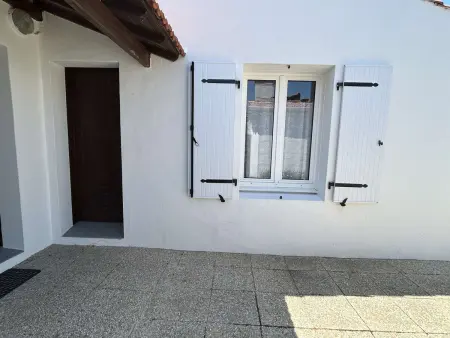 Maison cosy 2 pièces, plage et centre à 300m, terrasse, TV, animaux permis - La Guérinière - Photo 11