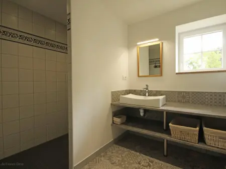 Gîte confortable avec animaux, jardin et wifi inclus, cadre paisible en Normandie - Photo 9