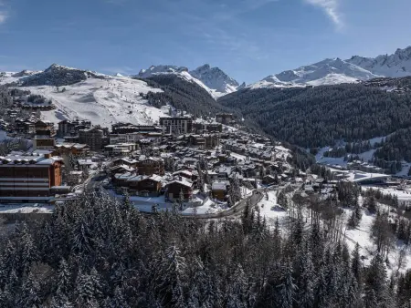 Spacieux 4 chambres à Courchevel avec parking et wifi : photo 17