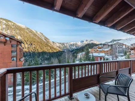 Chalet mitoyen exceptionnel à Courchevel 1650, 4 chambres en suite, animaux admis : photo 7