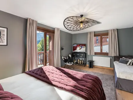 Chalet mitoyen exceptionnel à Courchevel 1650, 4 chambres en suite, animaux admis : photo 14