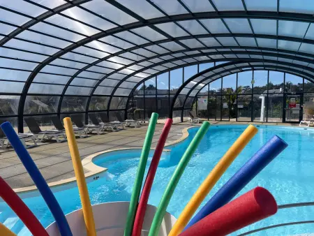 Mobil-home Luxe à Jullouville: 200m plage, piscine chauffée, 4 pers, parking, Wi-Fi inclus - Photo 11