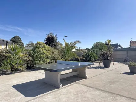 Mobil-home Luxe à Jullouville: 200m plage, piscine chauffée, 4 pers, parking, Wi-Fi inclus - Photo 15