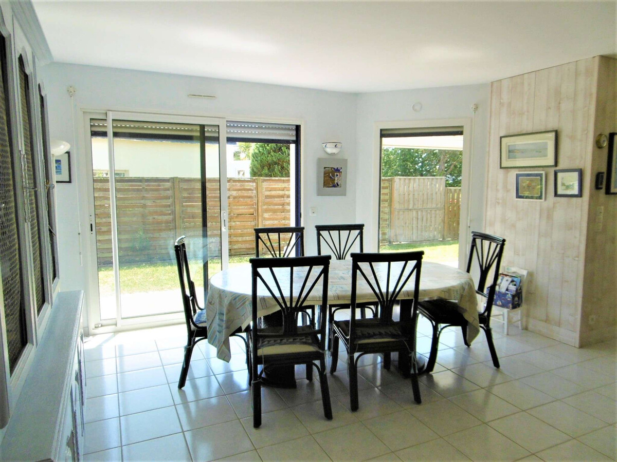 Maison 12 pers, 4 chambres à Sarzeau avec vue mer et jardin - Photo 4