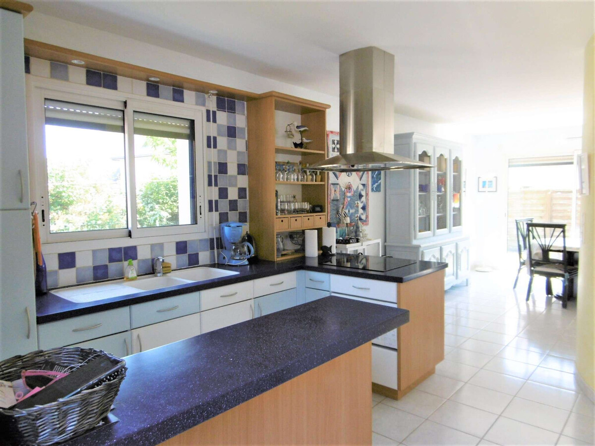 Maison 12 pers, 4 chambres à Sarzeau avec vue mer et jardin - Photo 11