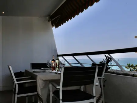 Appartement 2P vue mer, climatisé à Villeneuve-Loubet Plage : photo 8
