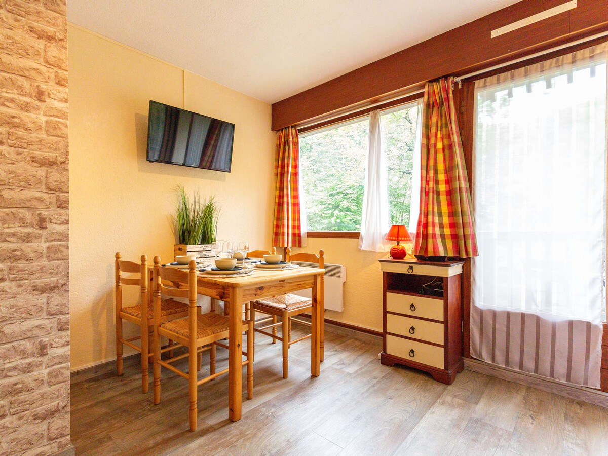 Studio 4 pers Saint Lary, balcon sud, jacuzzi & sauna - Photo 4