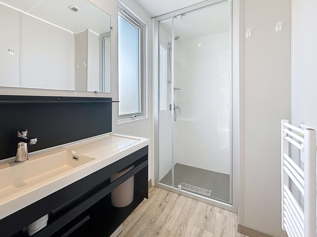 Mobil-home 2 chambres Jullouville, 200 m plage - Photo 9
